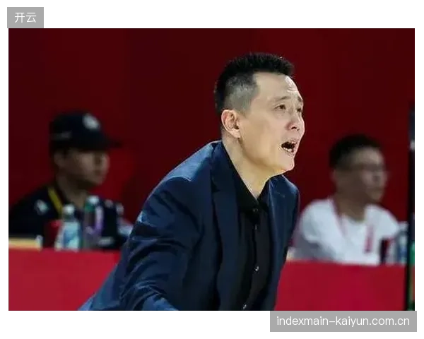 上海队手握赛点回归主场，卢伟指导强调球队需保持专注度。